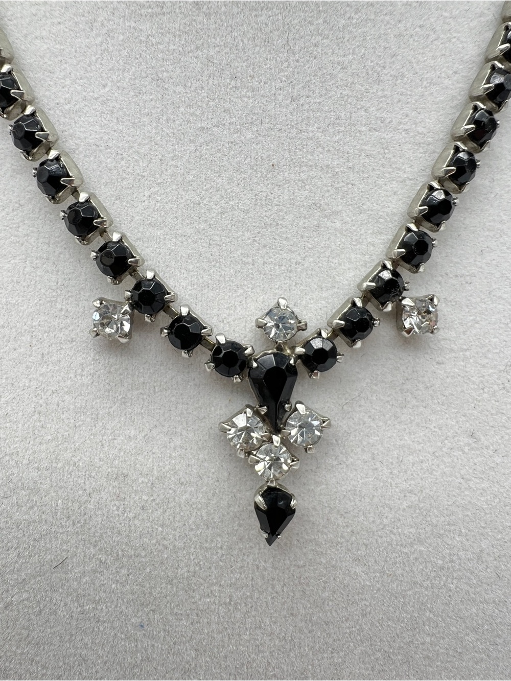 Vintage 1950s Coro Dainty Black Rhinestone Choker Necklace